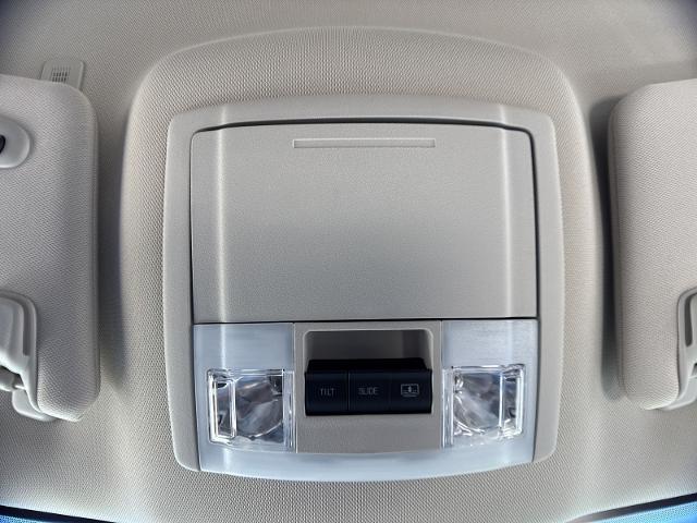 Used 2017 Shadow Black Ford  image 23