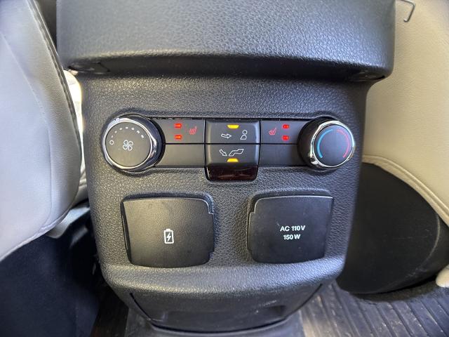 Used 2017 Shadow Black Ford  image 29