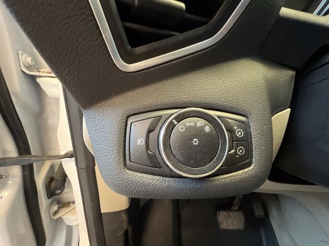 Used 2013 White Platinum Tri-Coat Ford  image 24