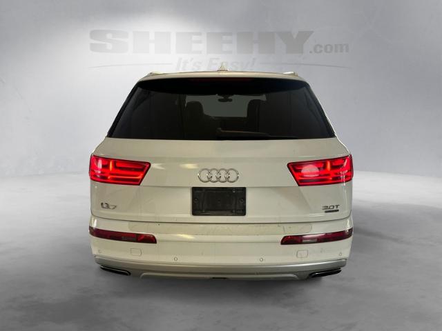 Used 2017 Carrara White Audi  image 12