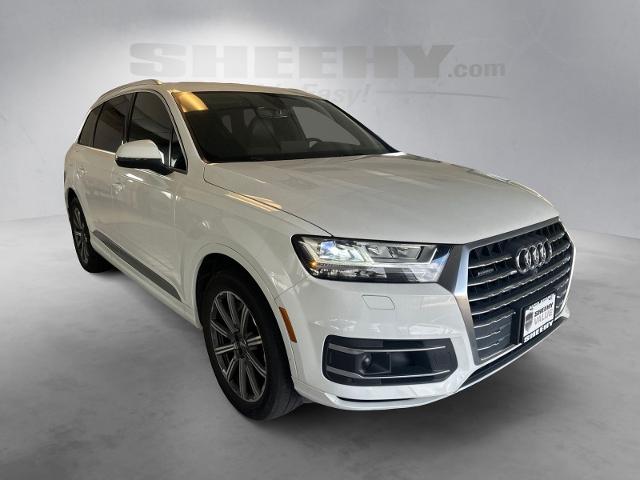 Used 2017 Carrara White Audi  image 2