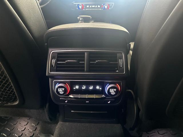 Used 2017 Carrara White Audi  image 21