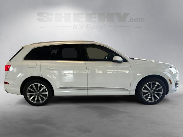 Used 2017 Carrara White Audi  image 9
