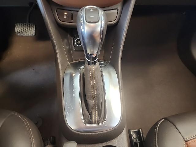 Used 2016 White Pearl Metallic Buick  image 21