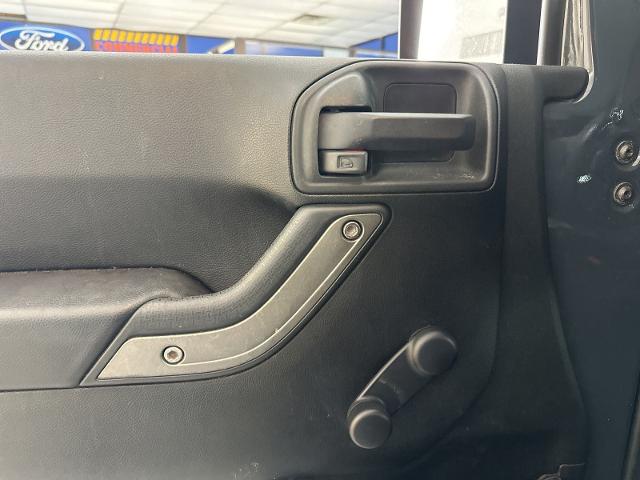 Used 2017 Rhino Clearcoat Jeep  image 19