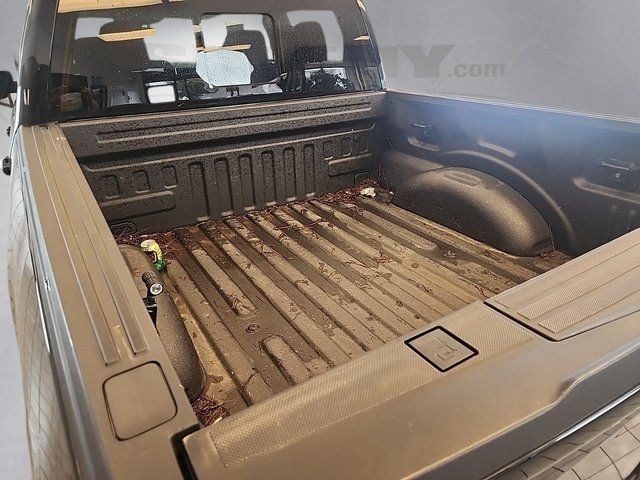 Used 2022 Agate Black Metallic Ford  image 26