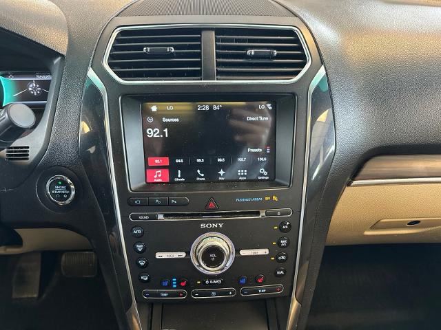 Used 2017 Blue Jeans Metallic Ford  image 19