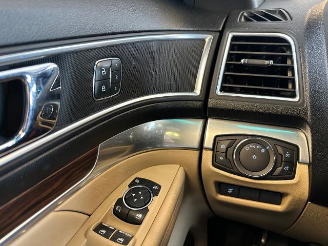 Used 2017 Blue Jeans Metallic Ford  image 21