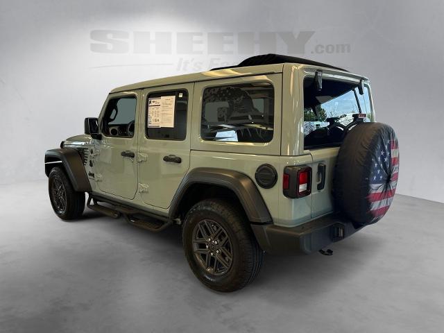 Used 2024 Earl Clearcoat Jeep  image 13