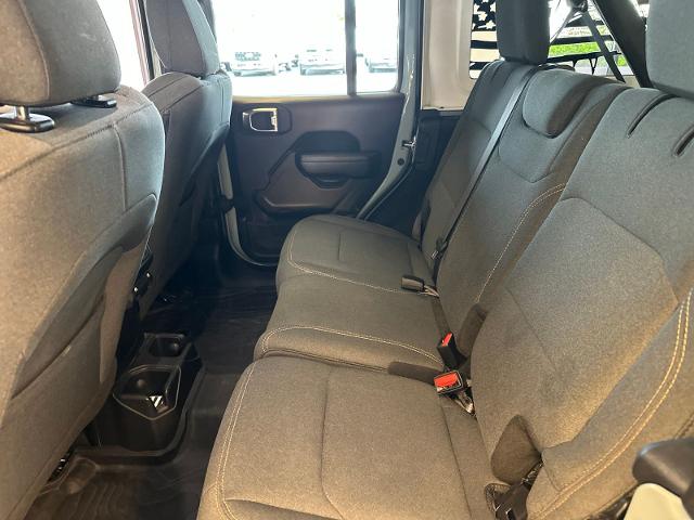 Used 2024 Earl Clearcoat Jeep  image 7