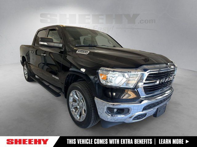 2019 RAM 1500 Big Horn/Lone Star 4x4 Crew Cab 5'7's photo