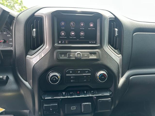 Used 2020 Summit White Chevrolet  image 19