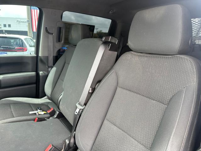 Used 2020 Summit White Chevrolet  image 23