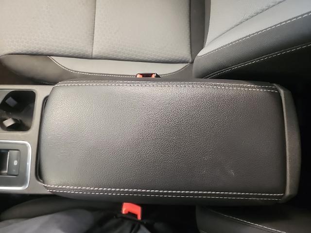 Used 2018 Magnetic Metallic Ford  image 17