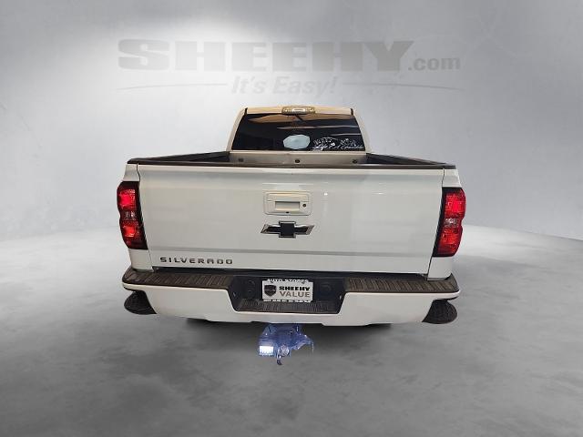 Used 2017 Summit White Chevrolet  image 13