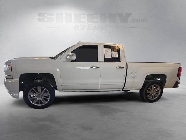 Used 2017 Summit White Chevrolet  image 15