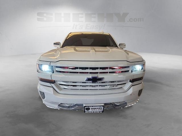 Used 2017 Summit White Chevrolet  image 17