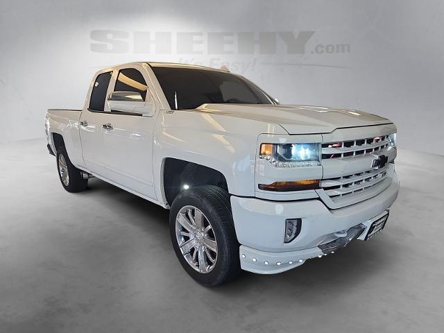 Used 2017 Summit White Chevrolet  image 2