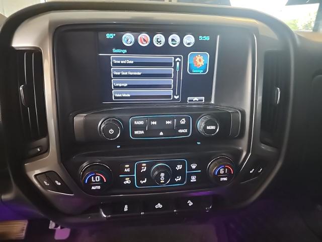 Used 2017 Summit White Chevrolet  image 5