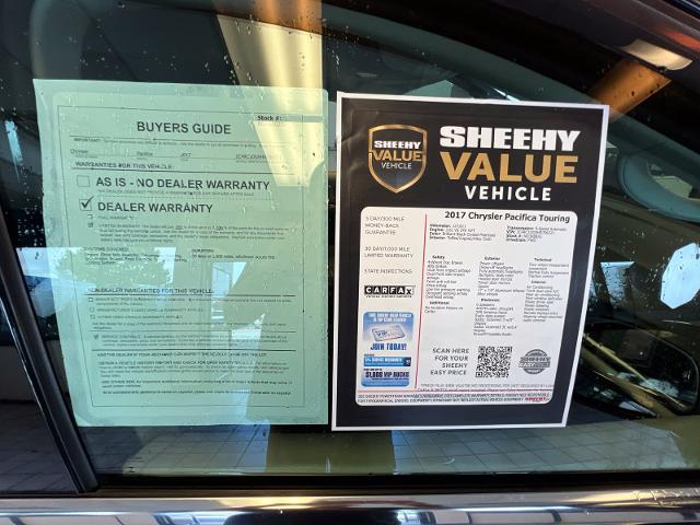 Used 2017 Brilliant Black Crystal Pearlcoat Chrysler  image 28