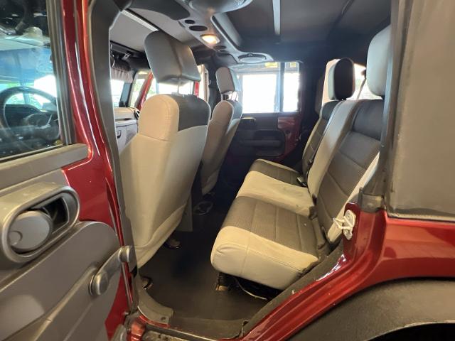 Used 2007 Red Rock Crystal Pearlcoat Jeep  image 6