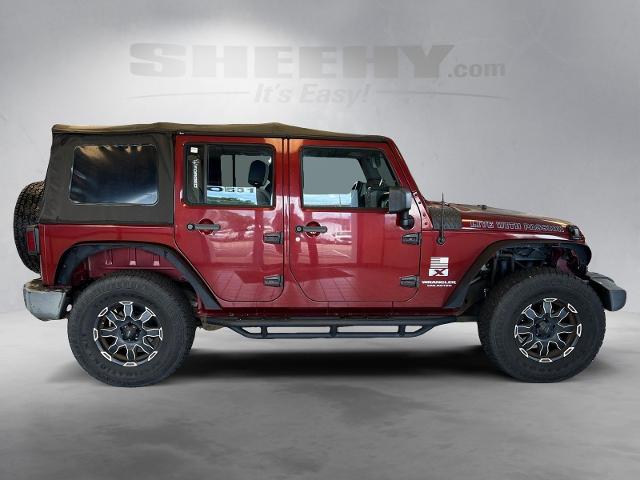 Used 2007 Red Rock Crystal Pearlcoat Jeep  image 9