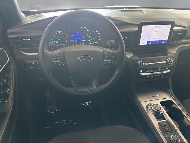 Used 2020 Blue Metallic Ford  image 3