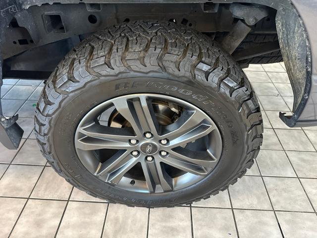 Used 2021 Carbonized Gray Metallic Ford  image 10