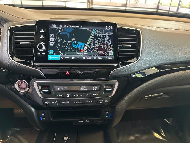 Used 2025 Crystal Black Pearl Honda  image 27
