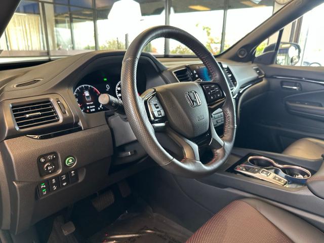 Used 2025 Crystal Black Pearl Honda  image 33