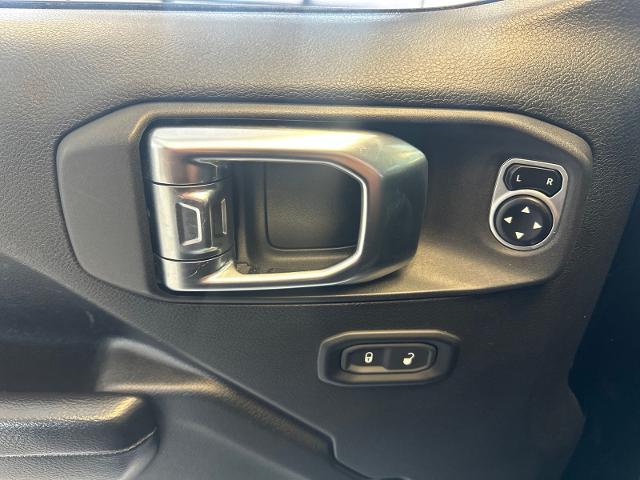 Used 2019 Black Clearcoat Jeep  image 18