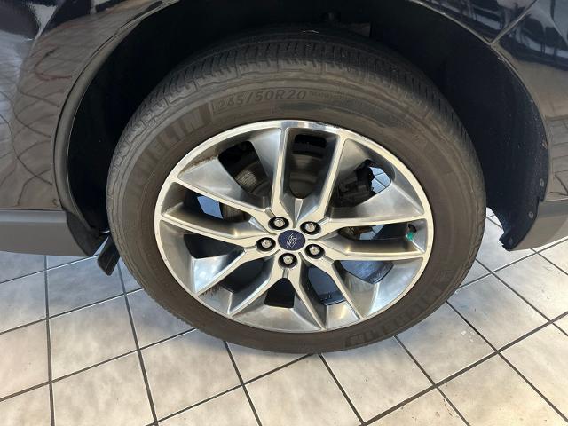 Used 2016 Shadow Black Ford  image 24