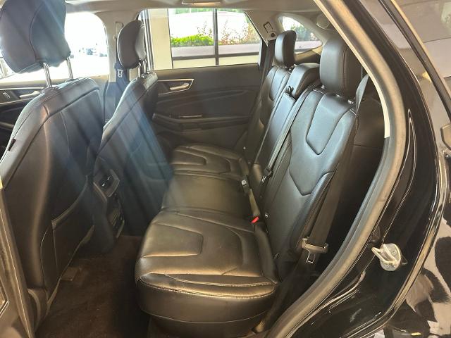 Used 2016 Shadow Black Ford  image 7