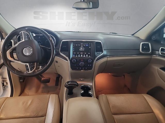 Used 2014 Bright White Clearcoat Jeep  image 3