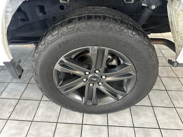 Used 2021 Oxford White Ford  image 24