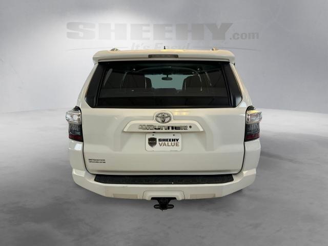 Used 2017 Super White Toyota  image 13