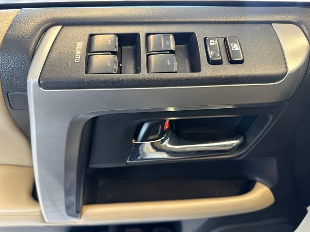 Used 2017 Super White Toyota  image 18
