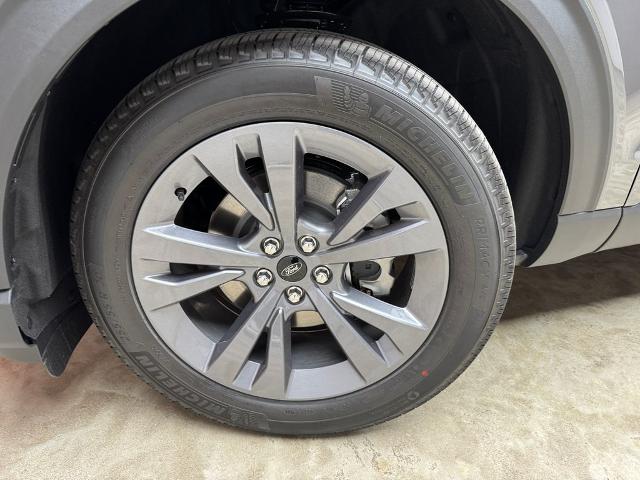 New 2026 Carbonized Gray Metallic Ford Active image 29