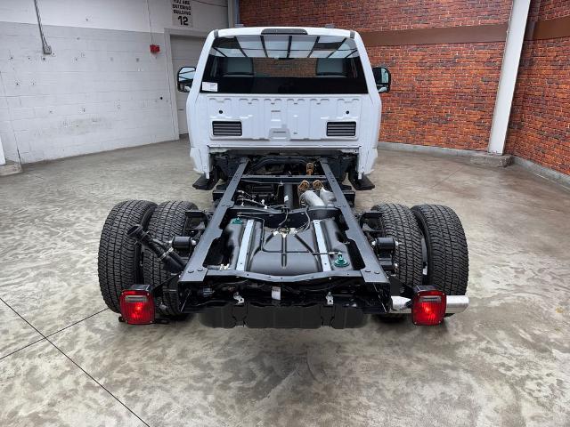 New 2026 Oxford White Ford F-350® XL image 4