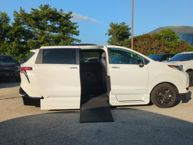 2024 Toyota Sienna