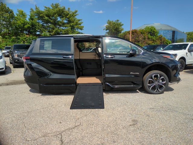 2025 Toyota Sienna