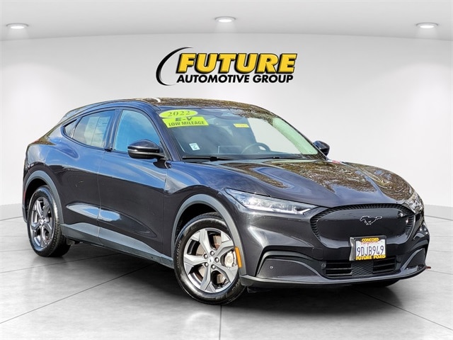 2022 Ford Mustang Mach-e