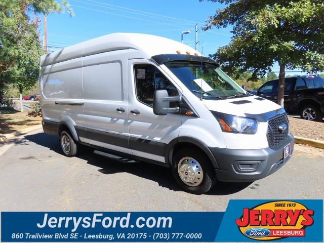 2022 Ford Transit Cargo Van