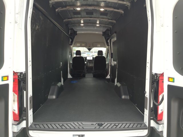 New 2026 Oxford White Ford Cargo Van image 31