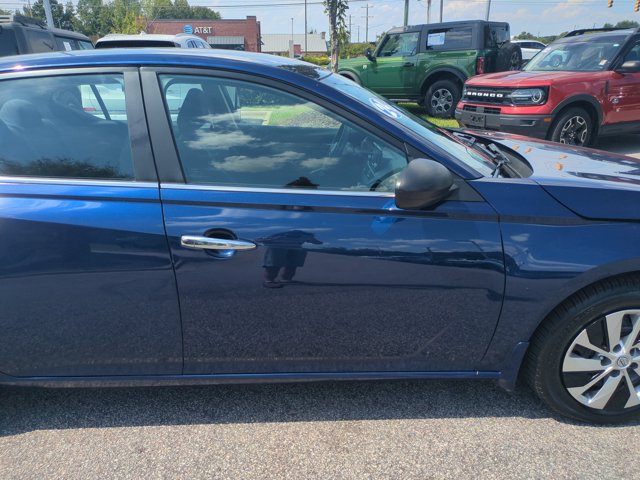 Used 2024 Deep Blue Pearl Nissan  image 35