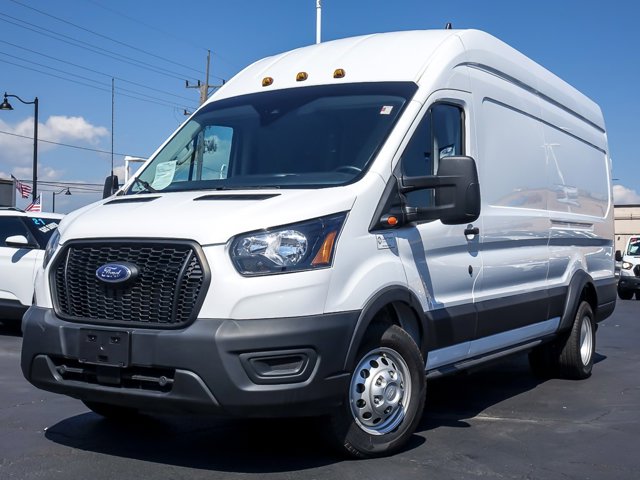 2022 Ford Transit Cargo Van