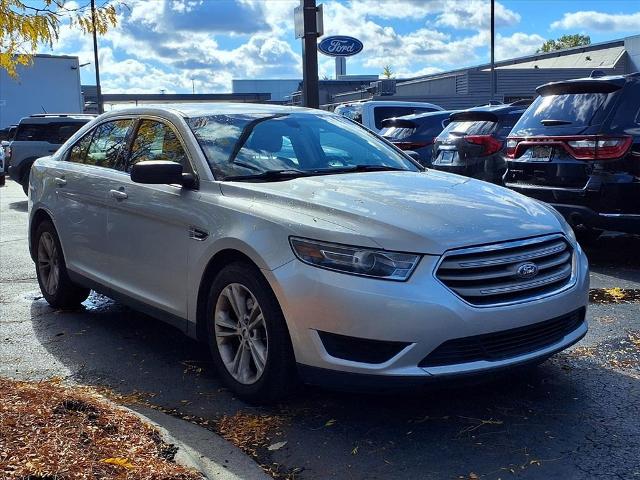 2016 Ford Taurus