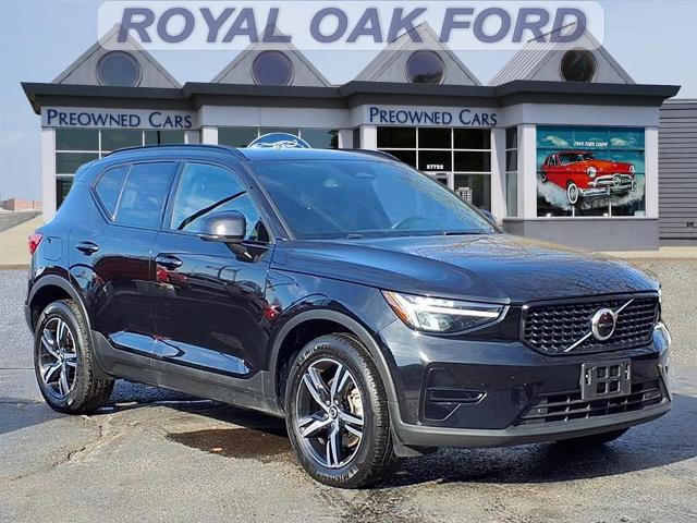 2024 Volvo XC40