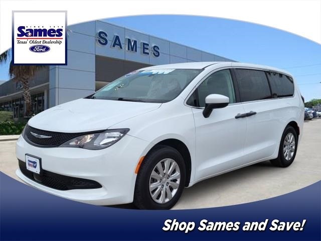 2021 Chrysler Voyager