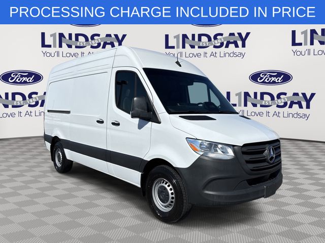 2025 Mercedes-Benz Sprinter 2500 144 WB Standard Roof Cargo